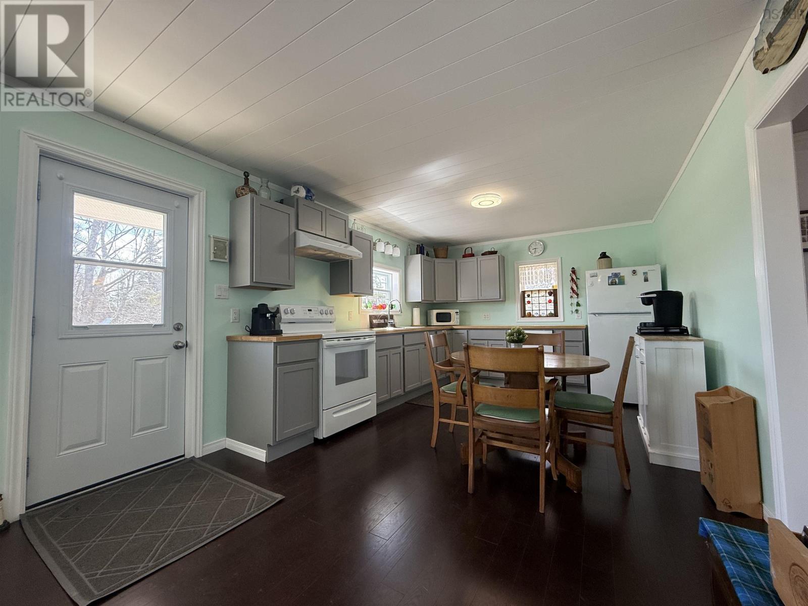 3524 Eastern Avenue, Parrsboro, Nova Scotia  B0M 1S0 - Photo 12 - 202506409