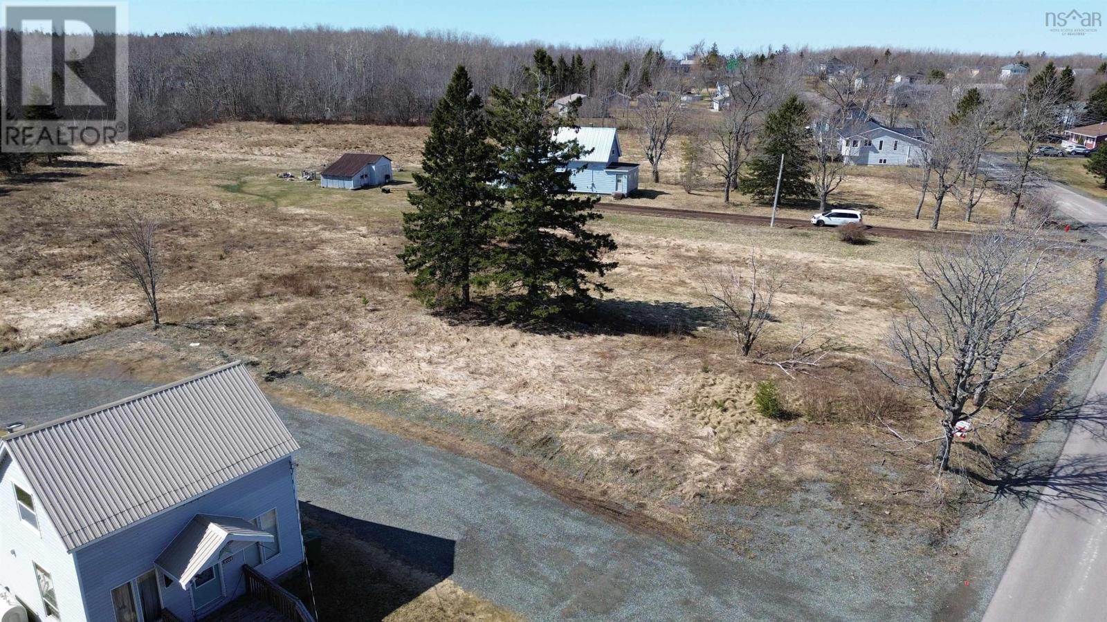 2470 Athol Road, Springhill, Nova Scotia  B0M 1X0 - Photo 3 - 202506595