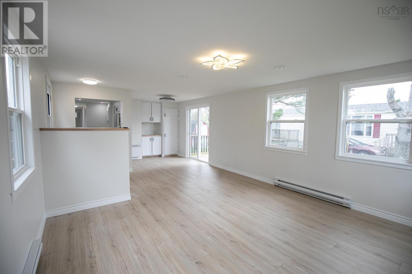 43 Lorne Crescent, Amherst, Nova Scotia  B4H 4A7 - Photo 11 - 202510999