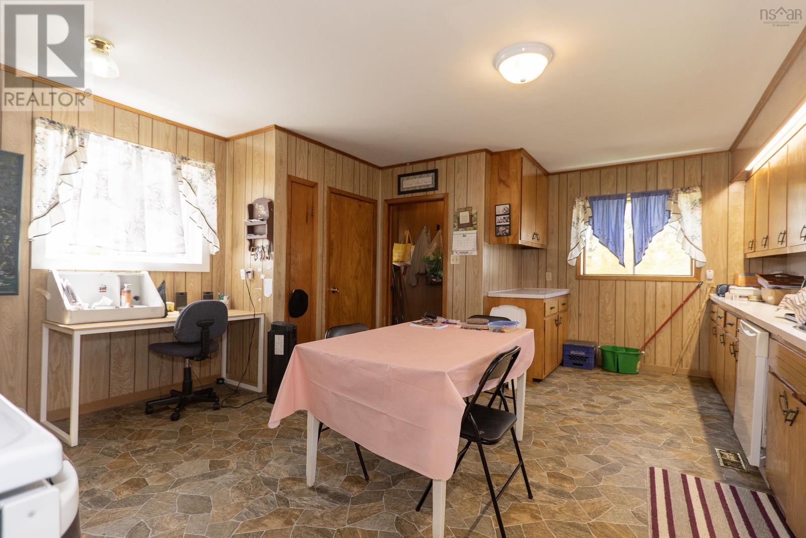 49 Chapel Street, Parrsboro, Nova Scotia  B0M 1S0 - Photo 13 - 202511642