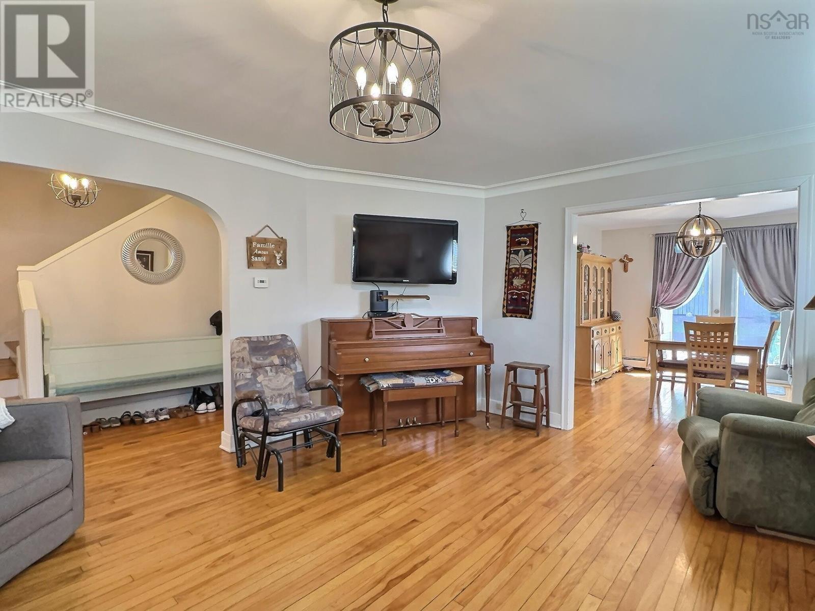 199 King Street, Truro, Nova Scotia  B2N 3L3 - Photo 8 - 202512977