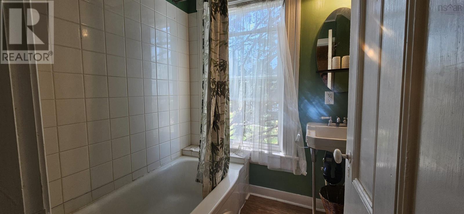 30 Templar Street, Parrsboro, Nova Scotia  B0M 1S0 - Photo 17 - 202516982