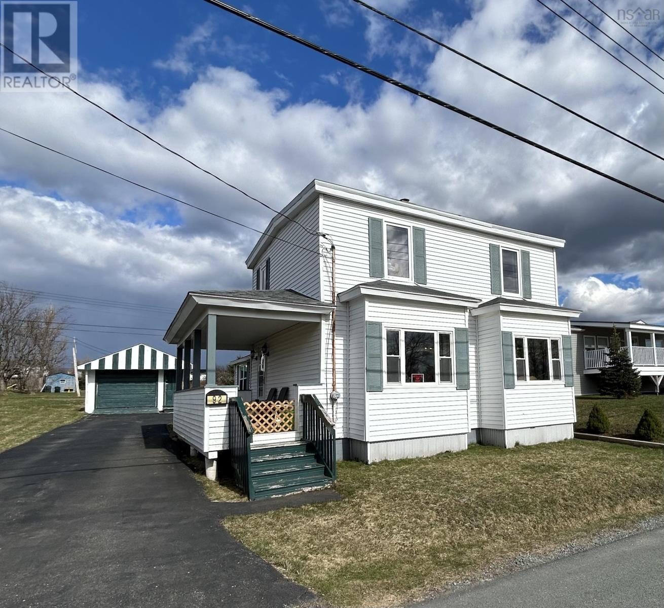 92 Victoria Street, Springhill, Nova Scotia  B0M 1X0 - Photo 1 - 202518775