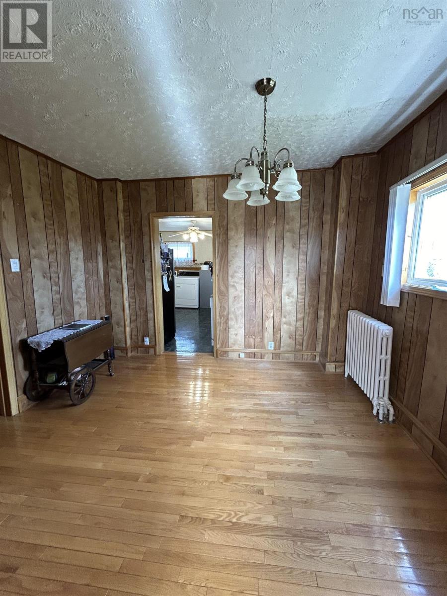 92 Victoria Street, Springhill, Nova Scotia  B0M 1X0 - Photo 13 - 202518775