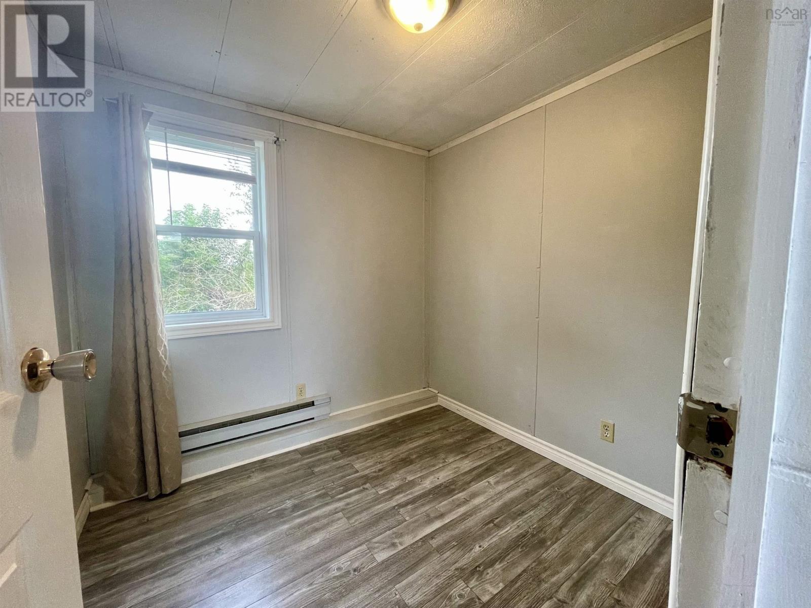 44 Chapel Street, Springhill, Nova Scotia  B0M 1X0 - Photo 18 - 202520637
