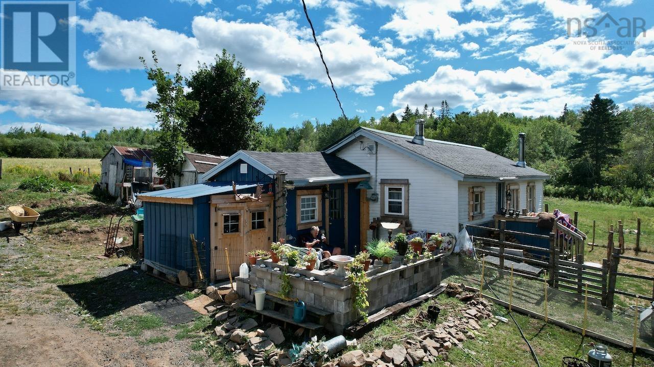 1070 South Brook Road, South Brook, Nova Scotia  B0M 1W0 - Photo 5 - 202521086