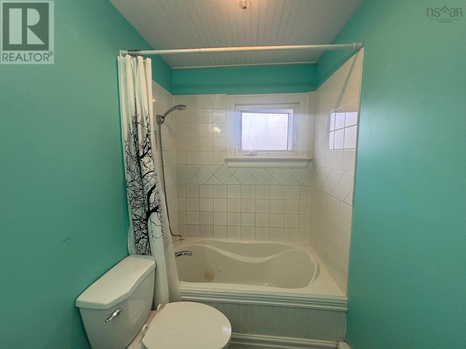 31 Beechwood Drive, Truro, Nova Scotia  B2N 1R3 - Photo 4 - 202522534