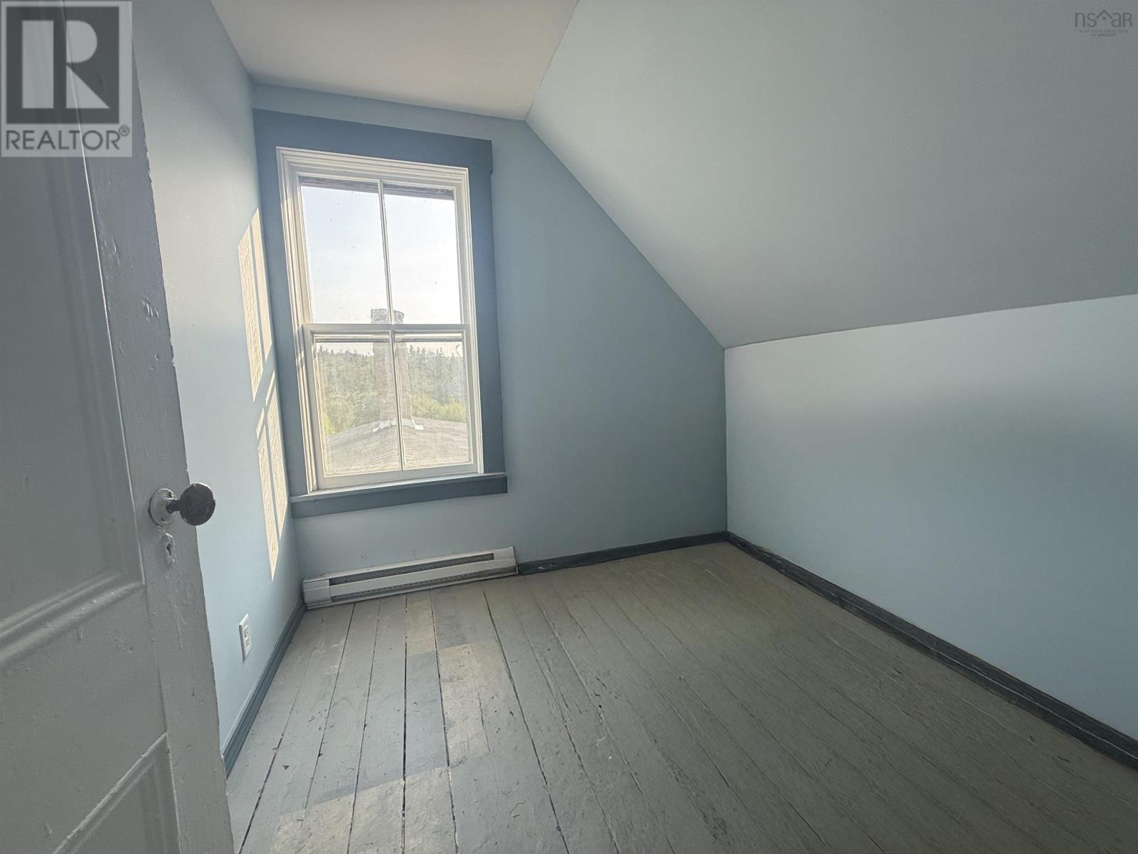 2290 Western Avenue, Parrsboro, Nova Scotia  B0M 1S0 - Photo 10 - 202523101