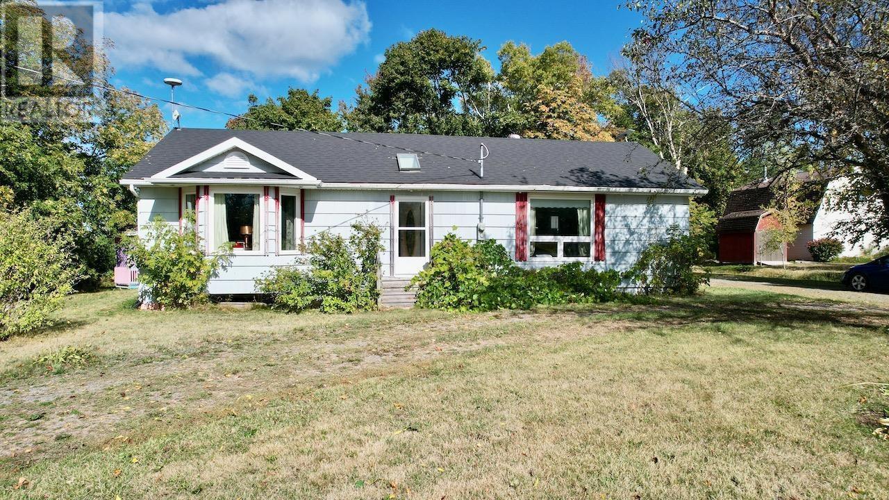 7307 Highway 366 Highway, Northport, Nova Scotia  B0L 1E0 - Photo 1 - 202525233