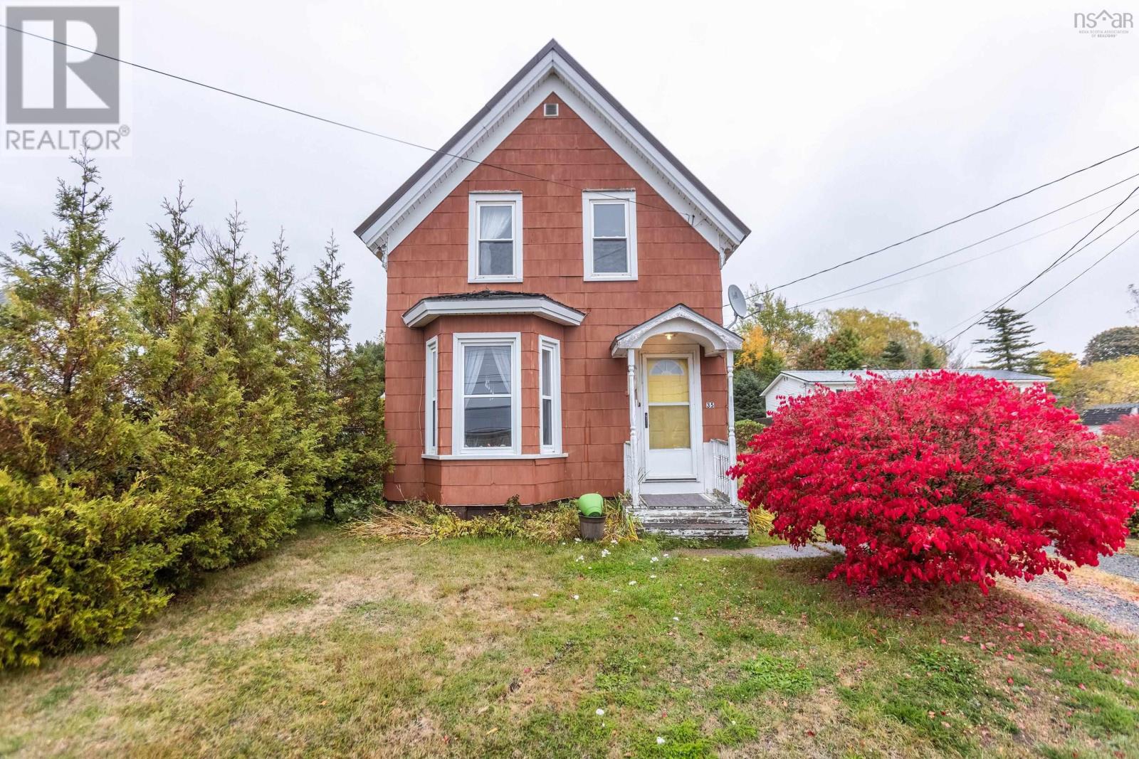 35 Lisgar Street, Springhill, Nova Scotia